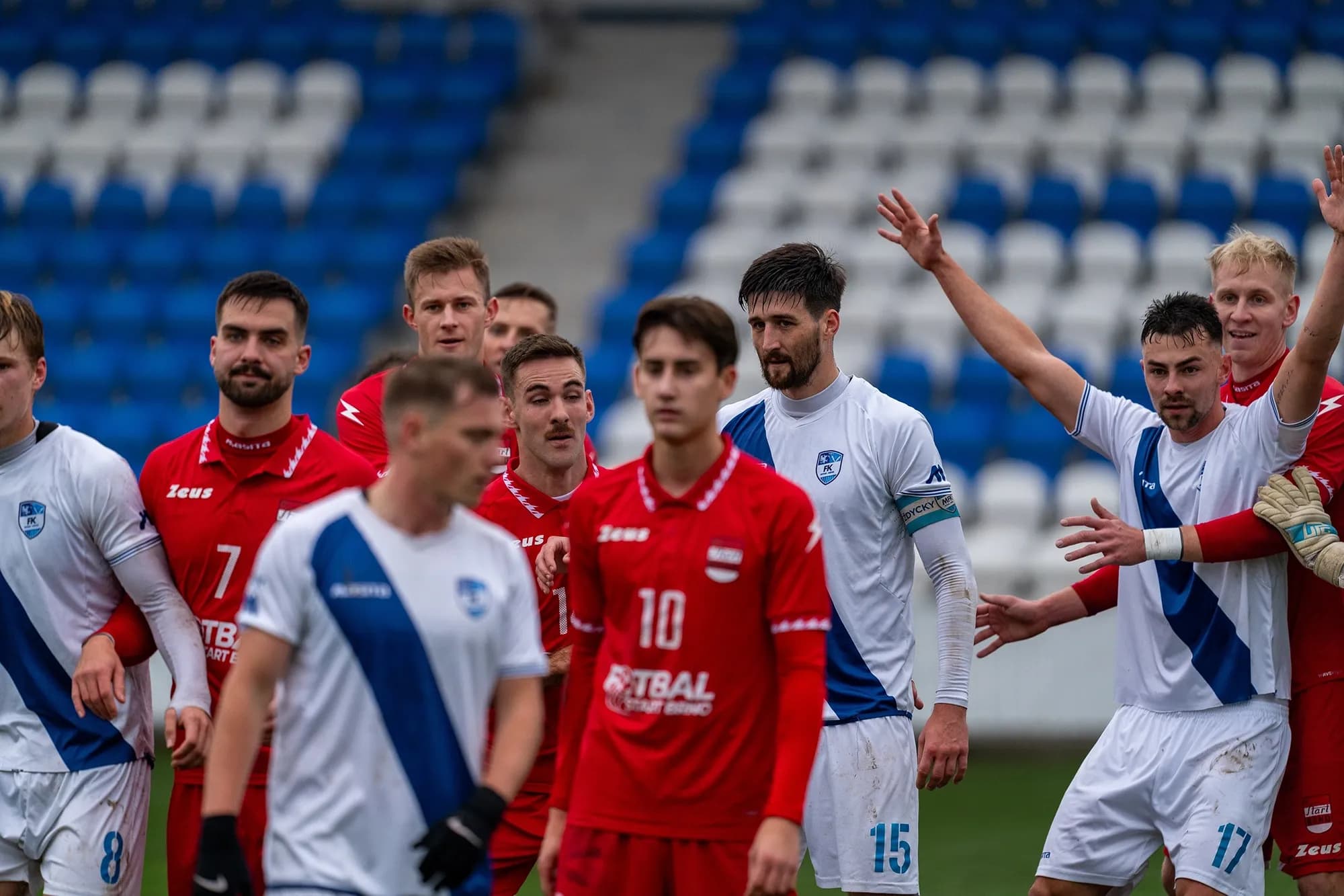 Obrovský charakter! Valcíři i v oslabení berou výhru.