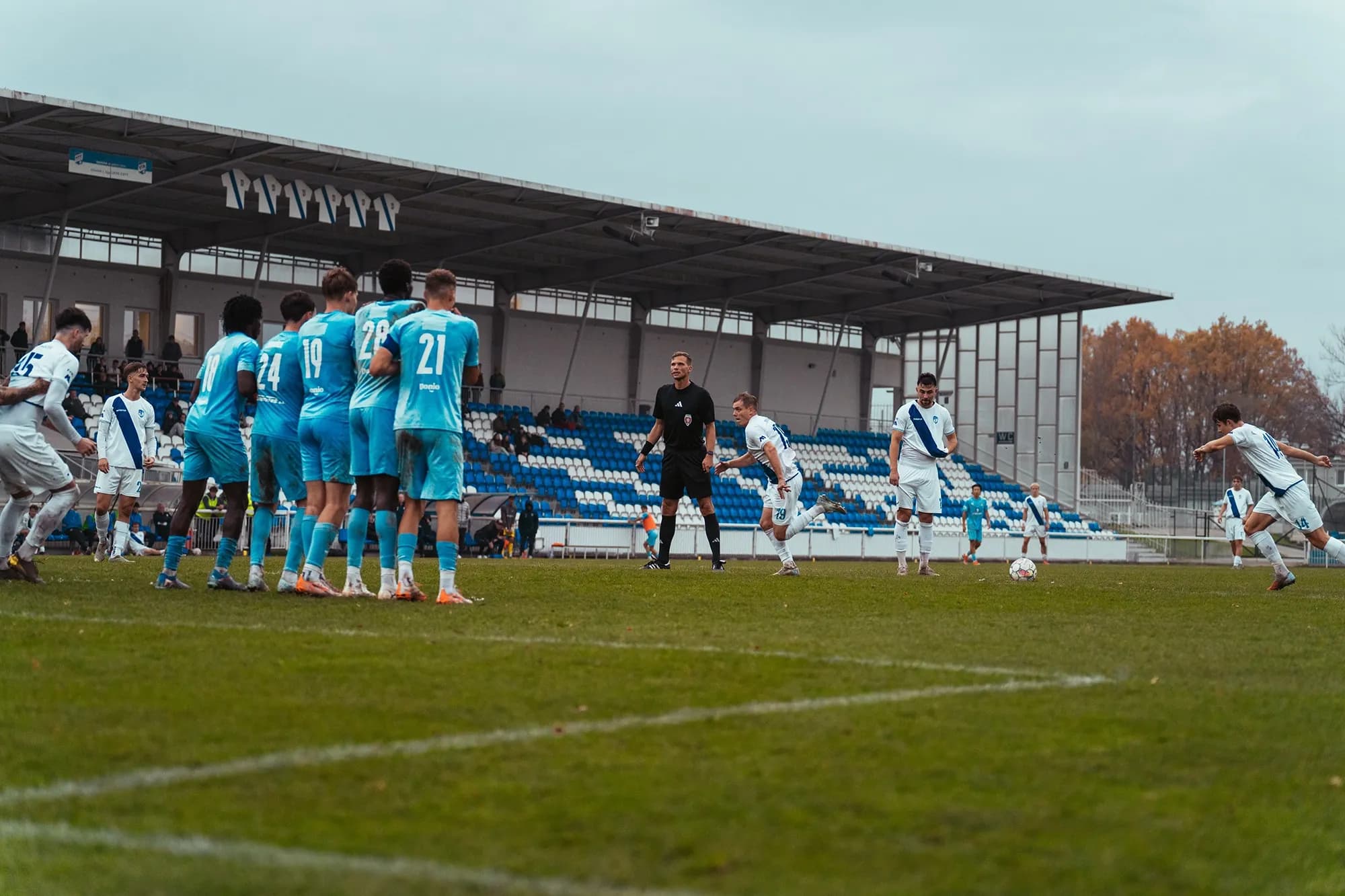 Valcíři dvakrát vedli, ale nakonec berou jen bod
