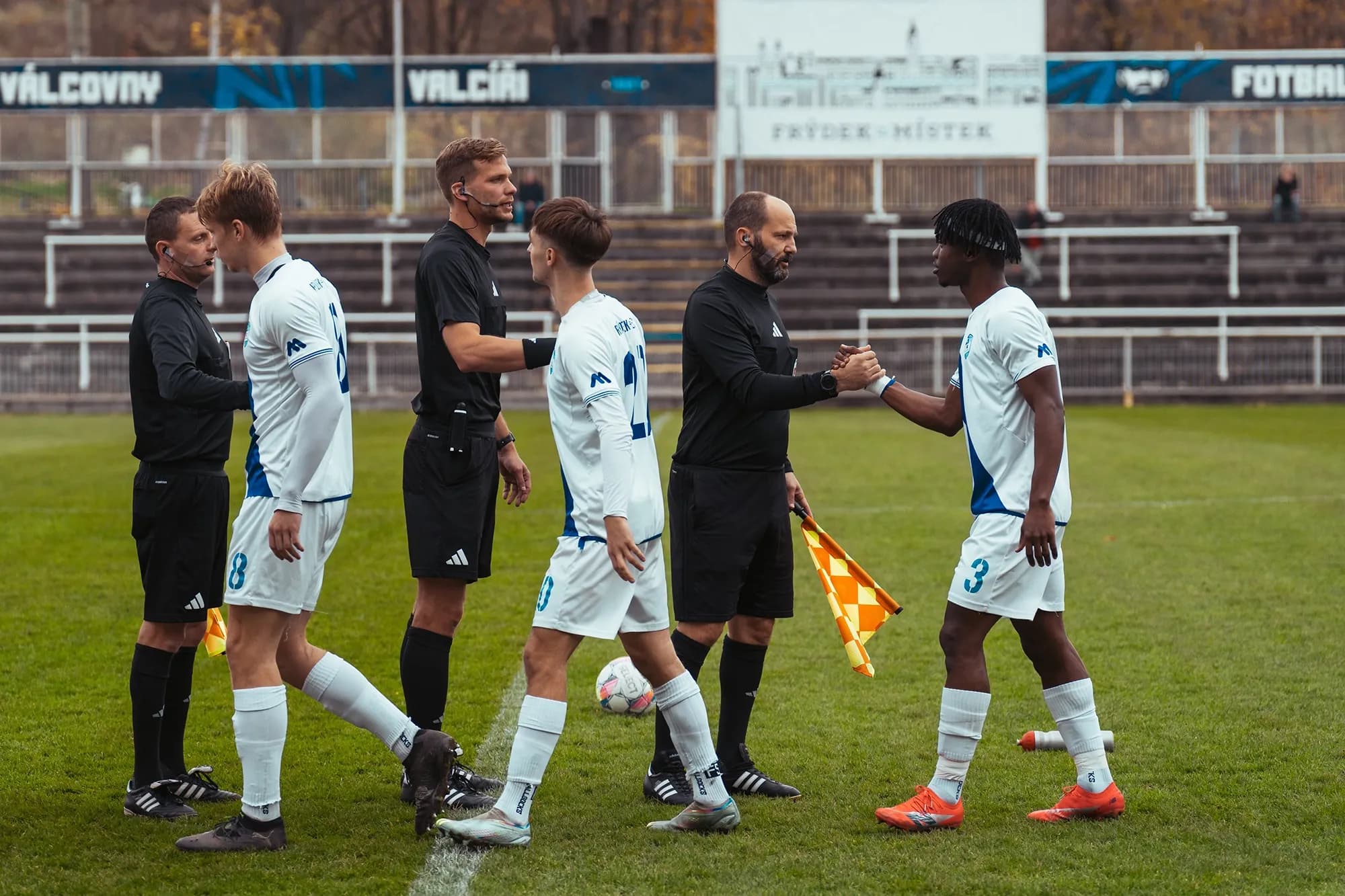 Valcíři dvakrát vedli, ale nakonec berou jen bod