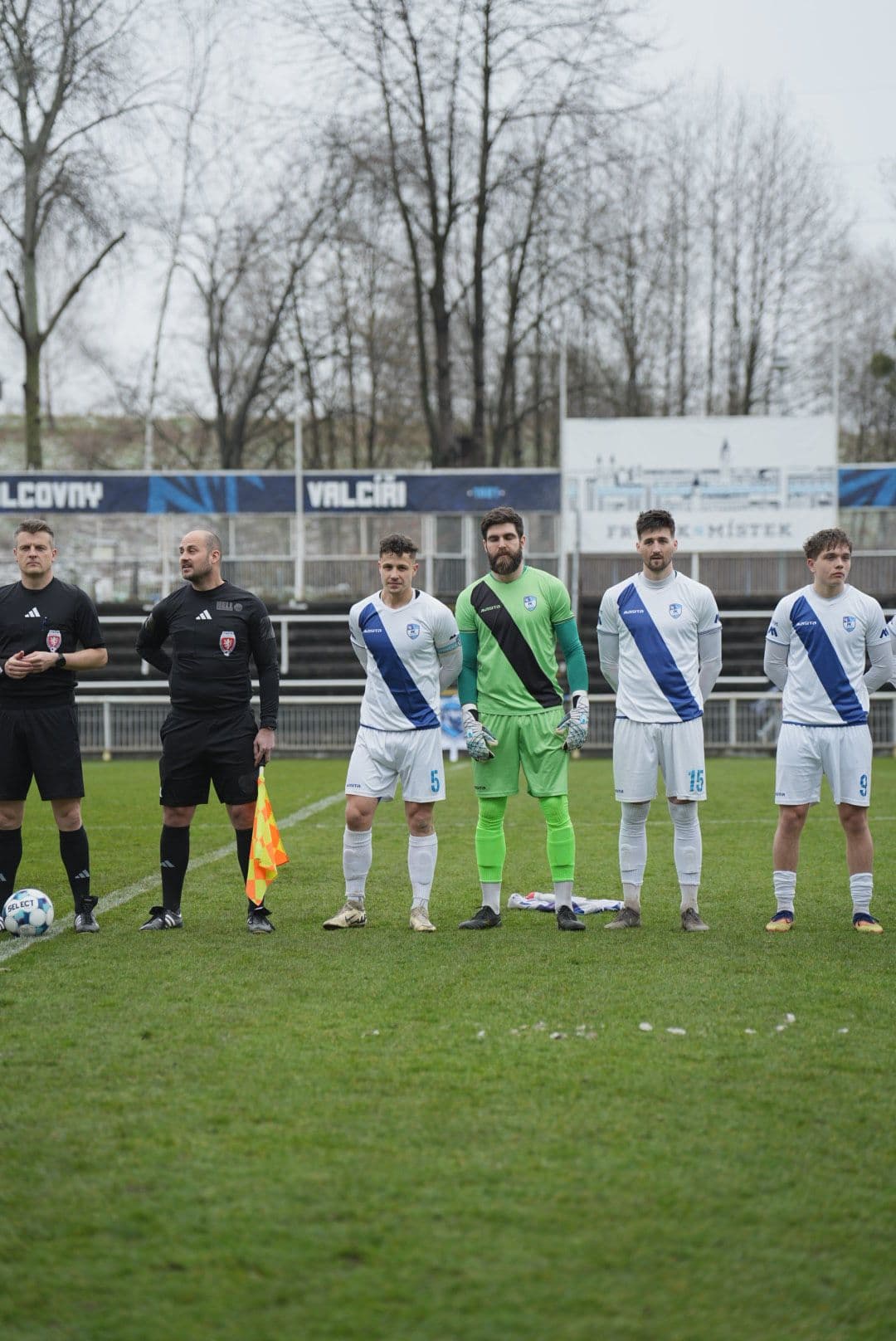 Kedroň hattrickem řídil výhru 5:2