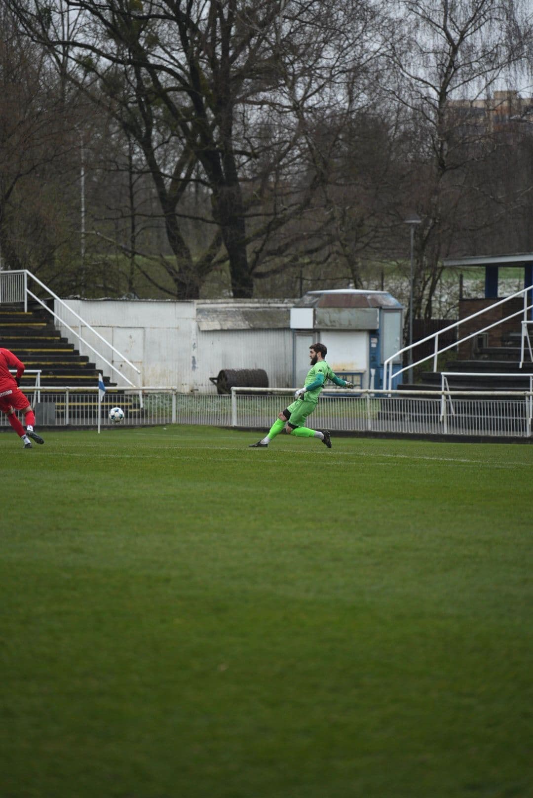 Kedroň hattrickem řídil výhru 5:2