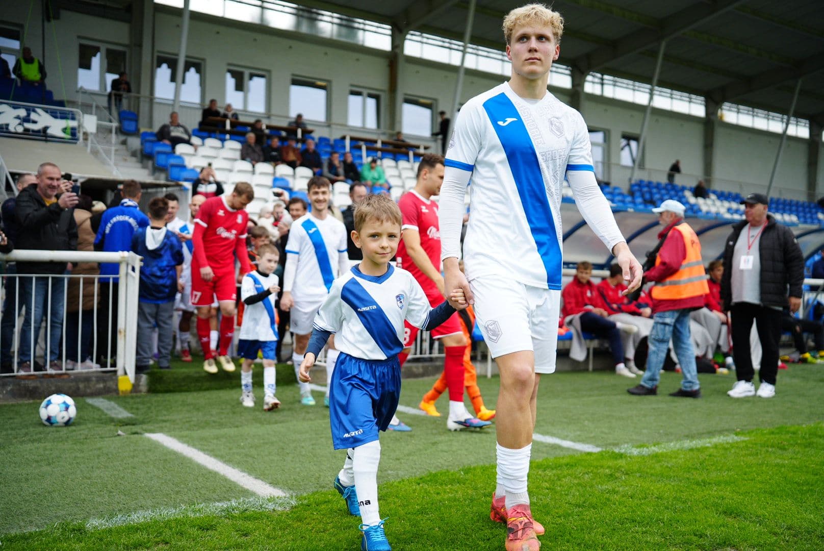 Valcíři porazili Blansko! Kedroň udeřil hned v 1. minutě, Neumann po střídání pojistil